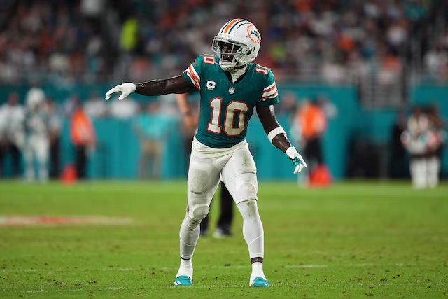 WR Dolphins Tyreek Hill tidak tertarik untuk diperdagangkan