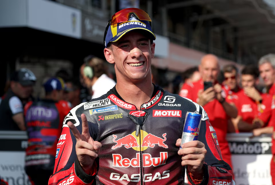 Rookie Acosta raih pole di Jepang saat Marquez kehilangan rekor lap, Martin terjatuh